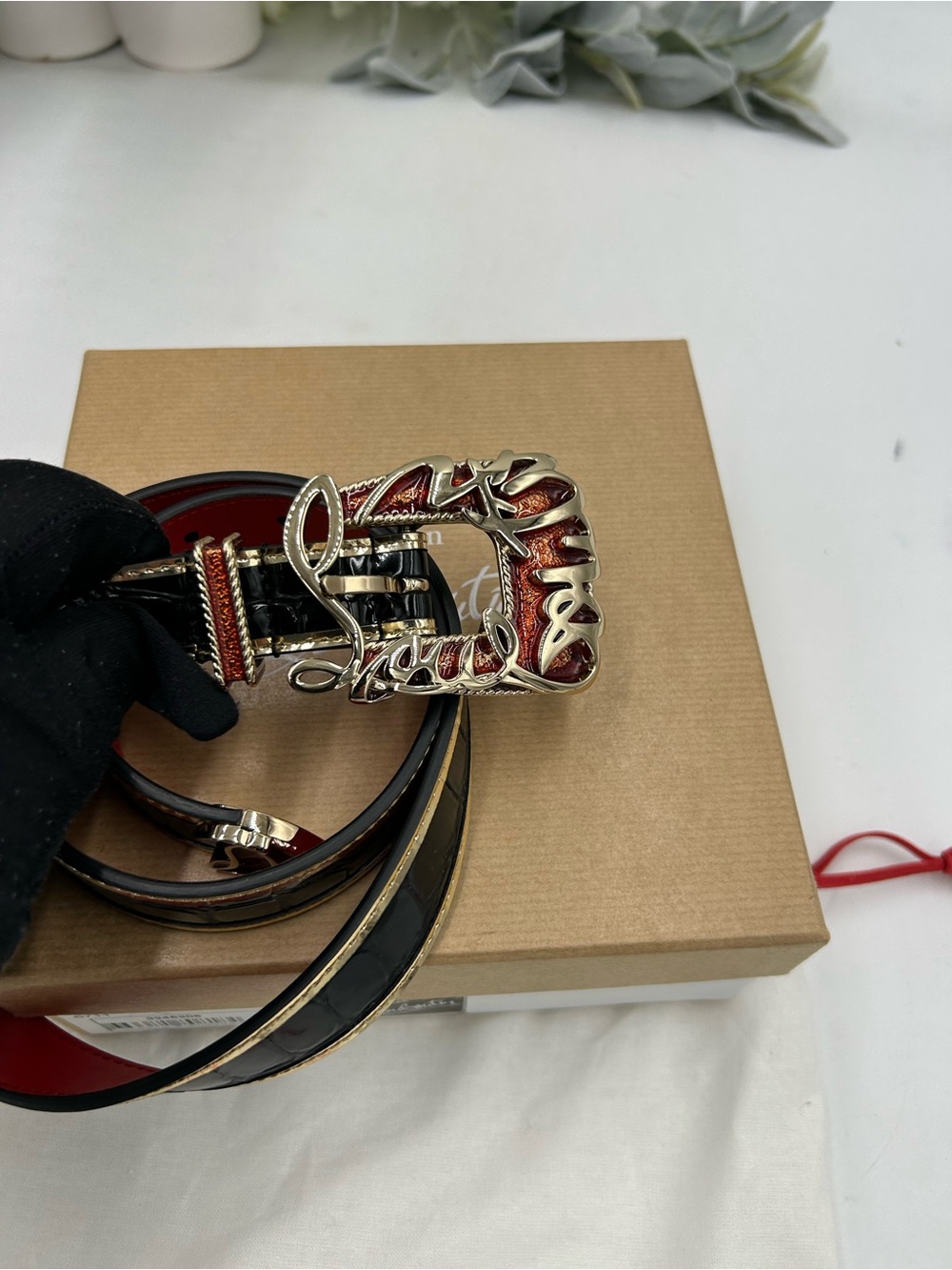 Women's Christian Louboutin GIDDY logo buckle belt size 80 cm/30 inches - Picture 6 of 9